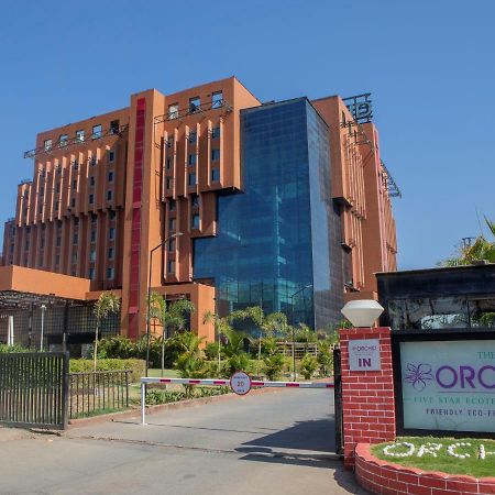 The Orchid Hotel Hinjewadi Púna Kültér fotó Orchid Hospital