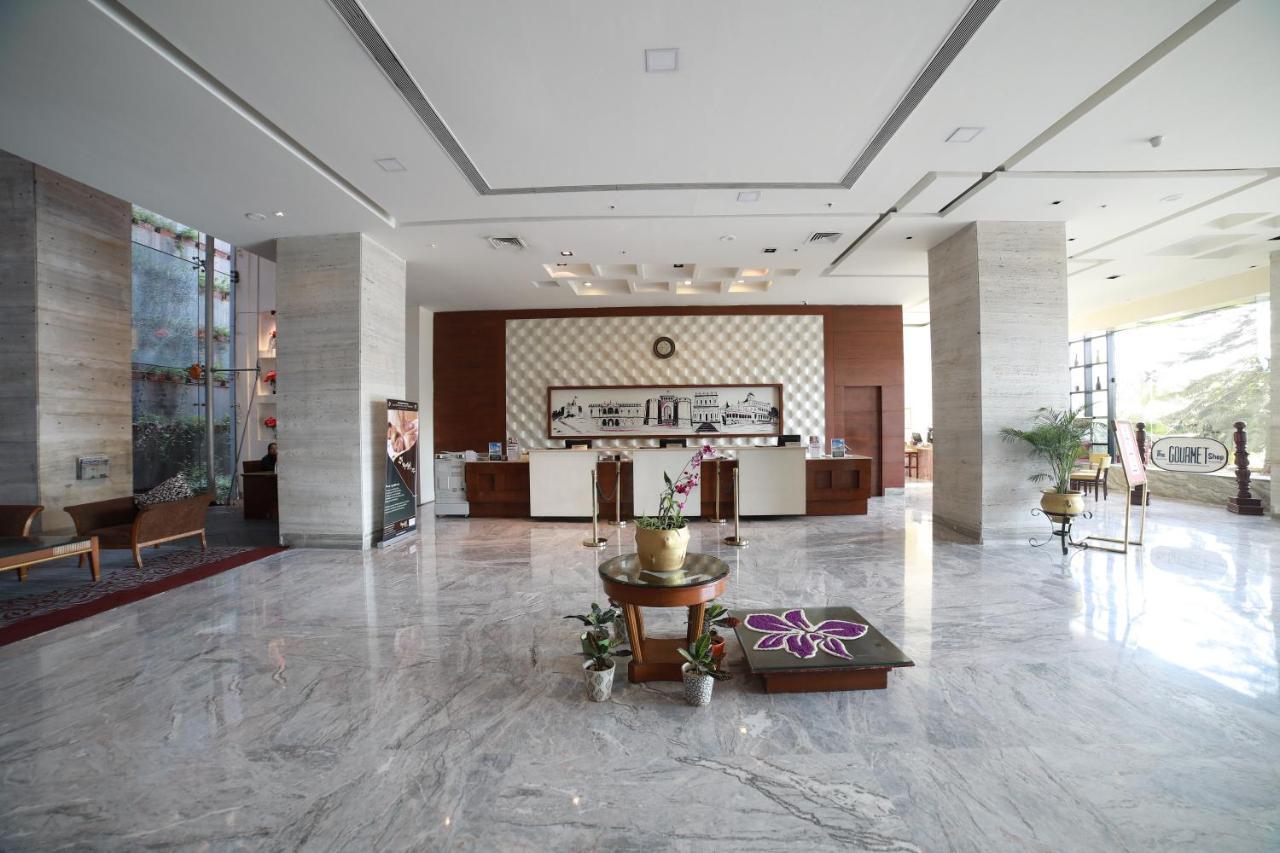 The Orchid Hotel Hinjewadi Púna Kültér fotó Lobby