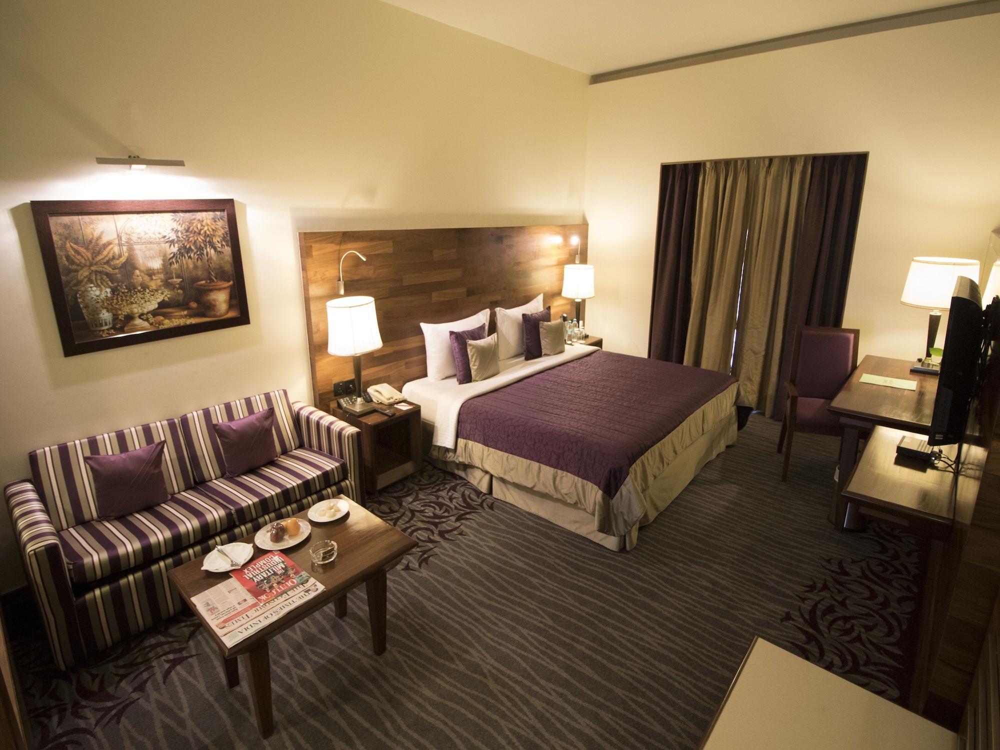 The Orchid Hotel Hinjewadi Púna Kültér fotó A room at the Taj Bengal