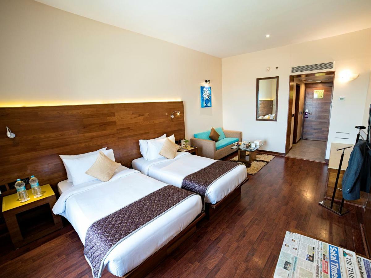The Orchid Hotel Hinjewadi Púna Kültér fotó Deluxe Room
