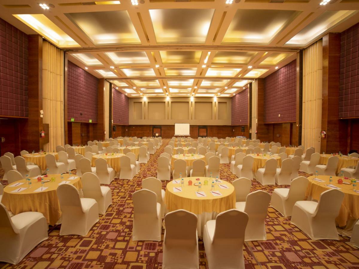 The Orchid Hotel Hinjewadi Púna Kültér fotó The Grand Ballroom